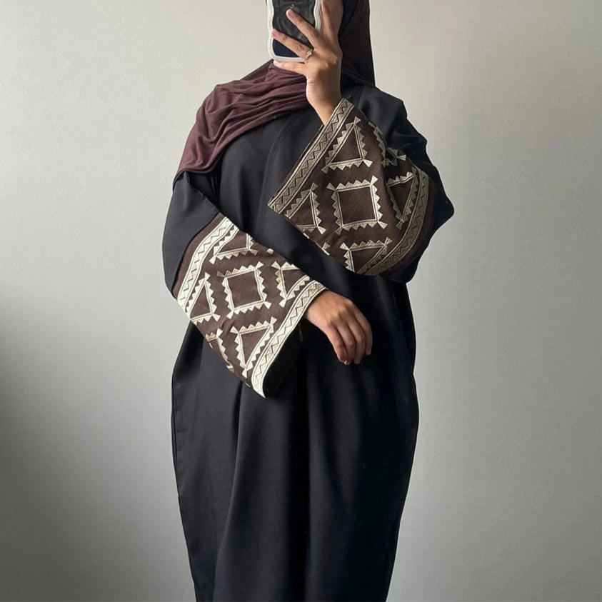 Tribal Black Open Abaya